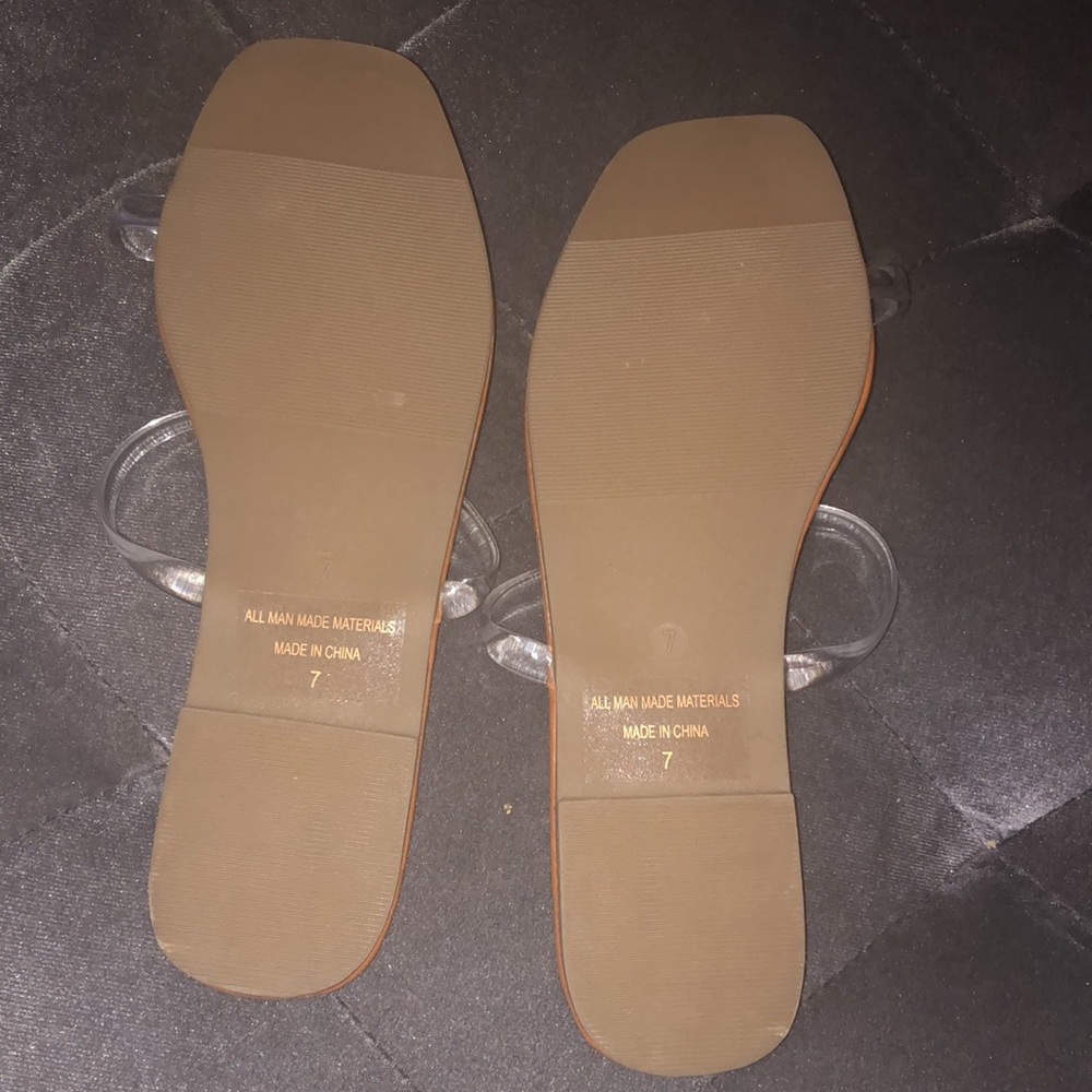 Tan Clear toe ring sandals - Picture 7 of 9